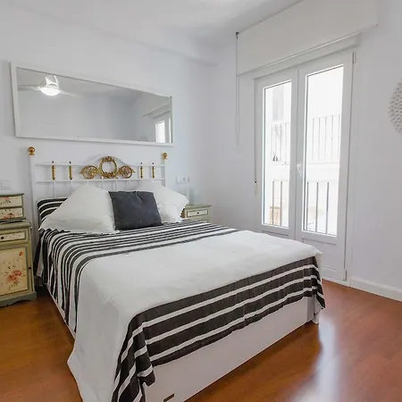 A Un Pasito Del Mercado